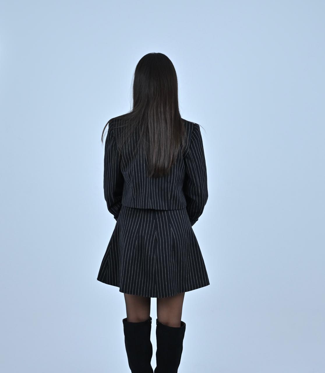 Tailored Cropped Blazer